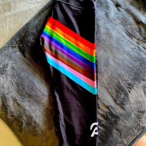 Peloton Pride (2021)  3/4 leggings.
